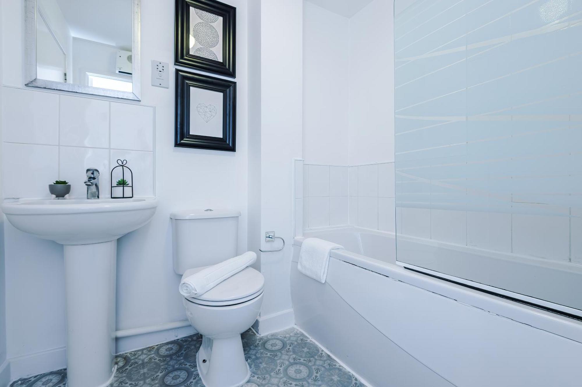 The Consort Serviced Apartment コヴェントリー エクステリア 写真